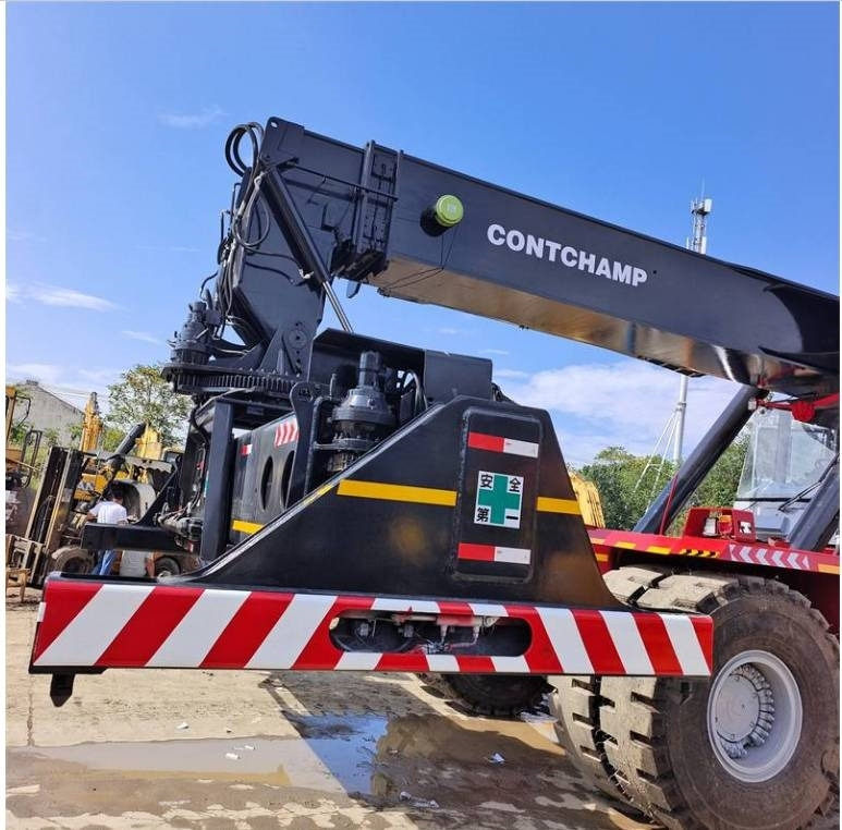 Kalmar DRF 450 - Reach stacker: foto 3 Kalmar DRF 450 - Reach stacker: foto 3