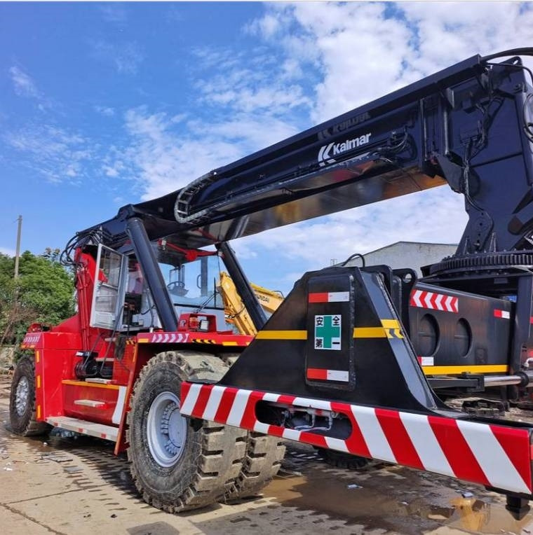 Kalmar DRF 450 - Reach stacker: foto 4 Kalmar DRF 450 - Reach stacker: foto 4
