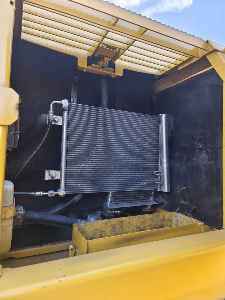 Komatsu PC 220 - Excavadora de cadenas: foto 5 Komatsu PC 220 - Excavadora de cadenas: foto 5