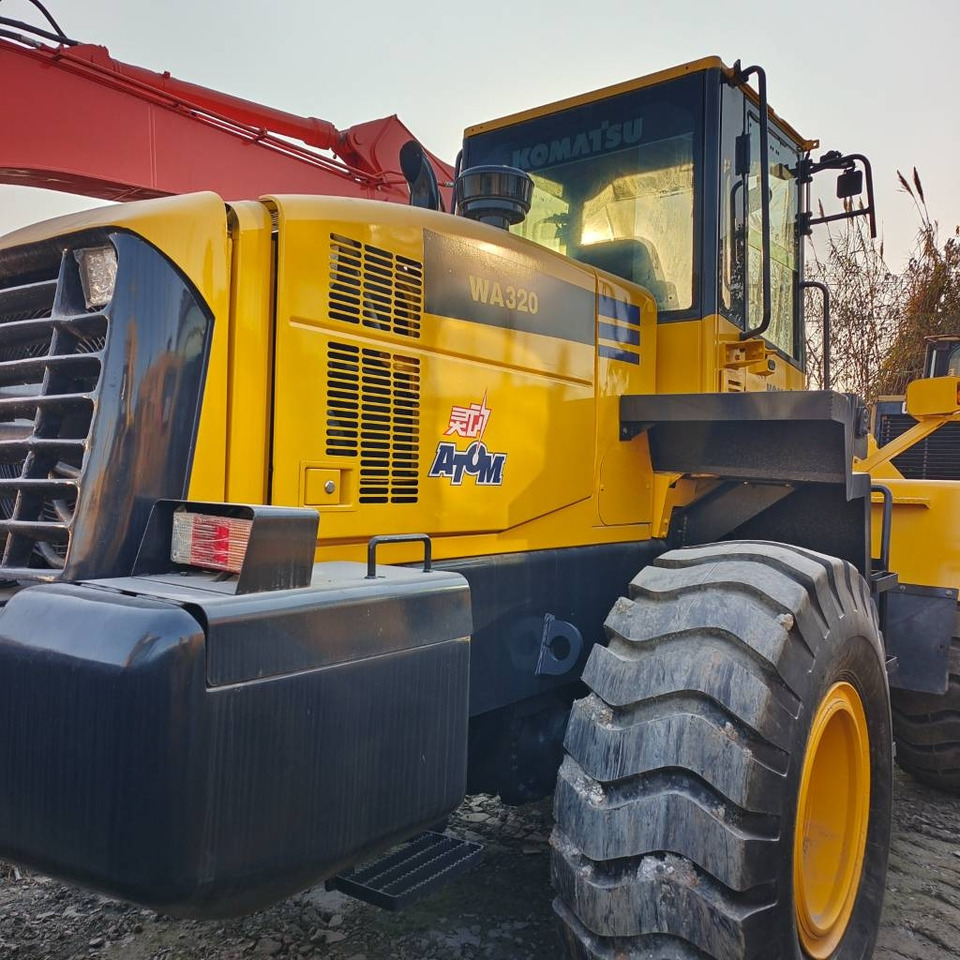 Komatsu WA 320-5 - Cargadora de ruedas: foto 1 Komatsu WA 320-5 - Cargadora de ruedas: foto 1