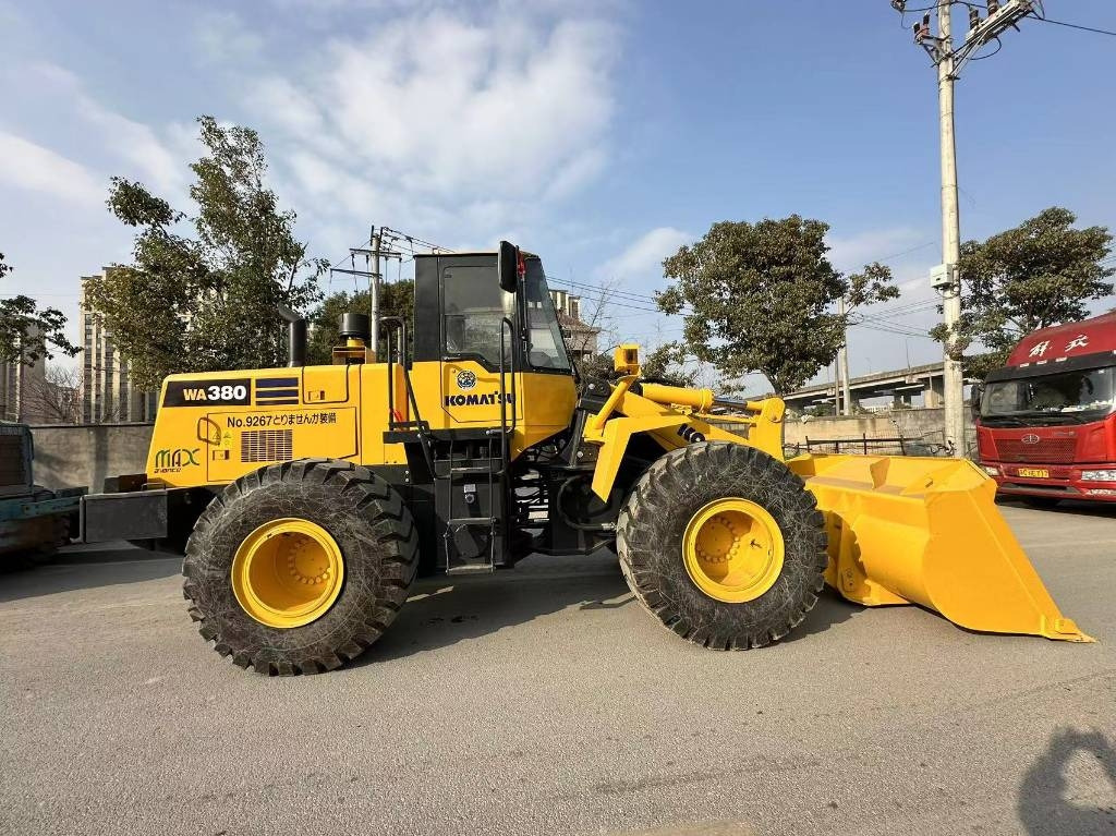 Komatsu WA 380 - Cargadora de ruedas: foto 1 Komatsu WA 380 - Cargadora de ruedas: foto 1