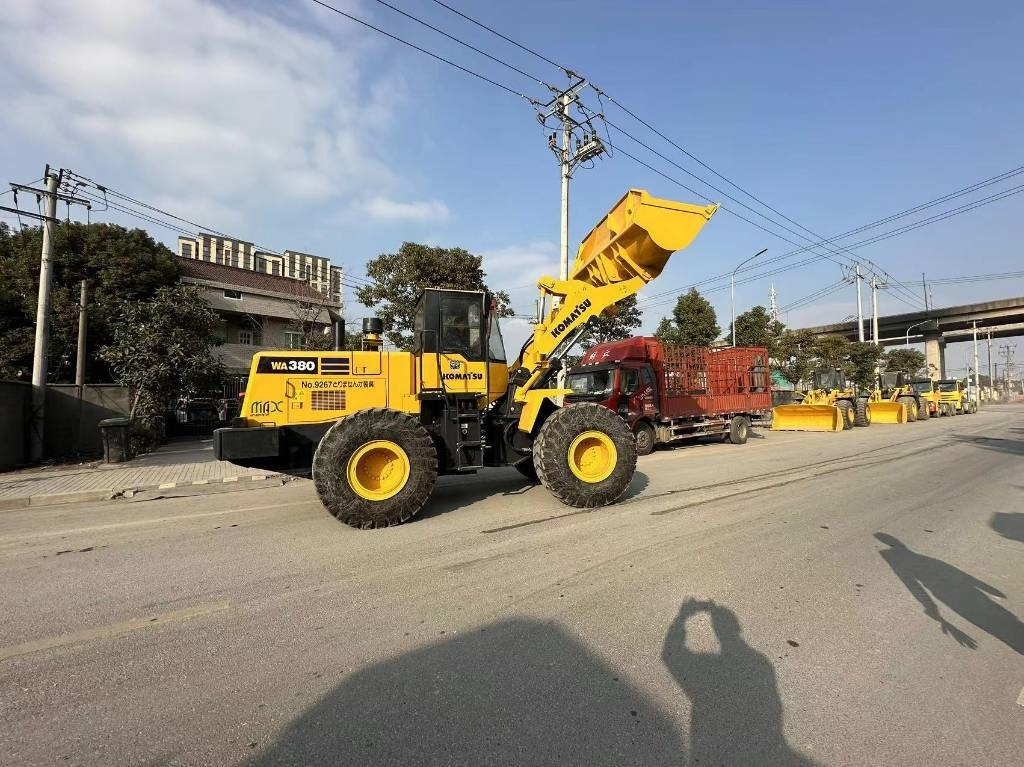 Komatsu WA 380 - Cargadora de ruedas: foto 4 Komatsu WA 380 - Cargadora de ruedas: foto 4