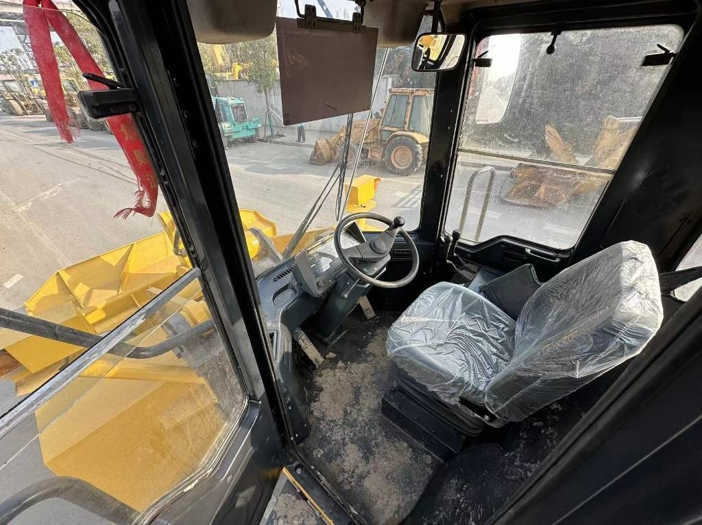 Komatsu WA 380 - Cargadora de ruedas: foto 3 Komatsu WA 380 - Cargadora de ruedas: foto 3