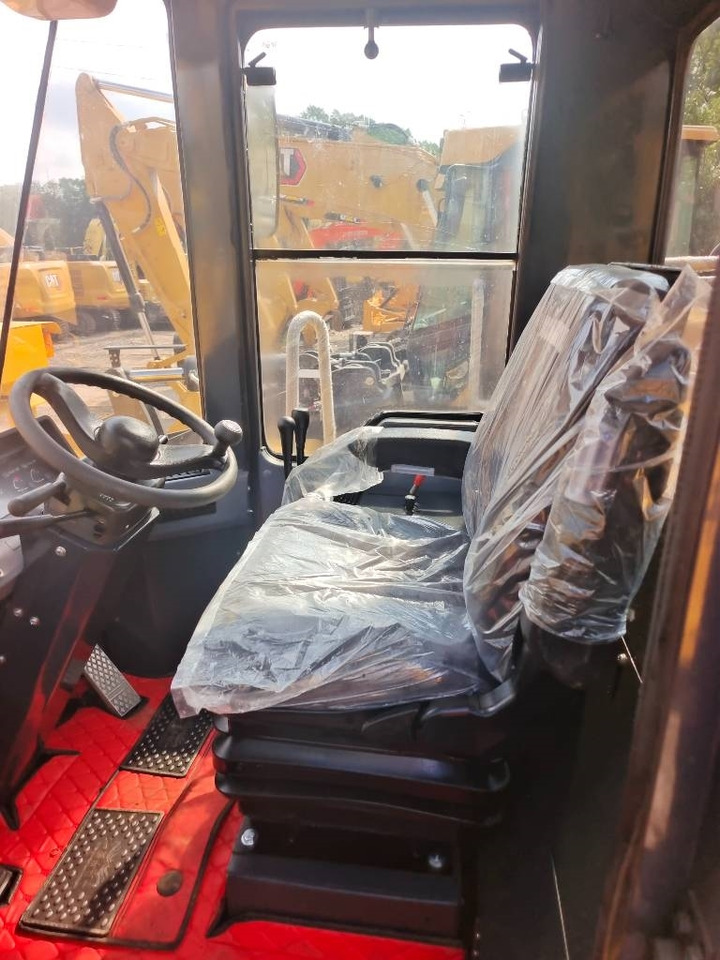 Komatsu WA 470-3 - Cargadora de ruedas: foto 4 Komatsu WA 470-3 - Cargadora de ruedas: foto 4