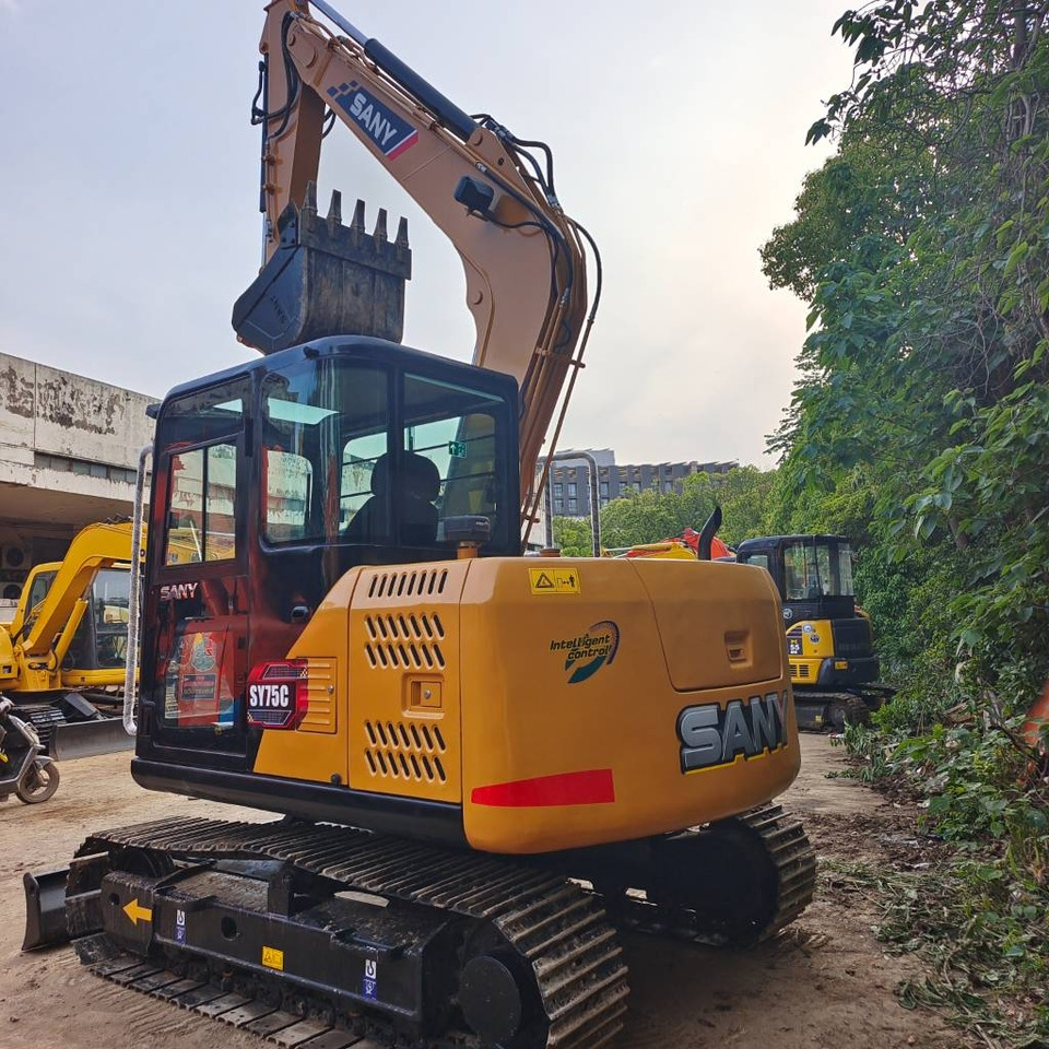 Sany SY 215 C - Excavadora de cadenas: foto 1 Sany SY 215 C - Excavadora de cadenas: foto 1