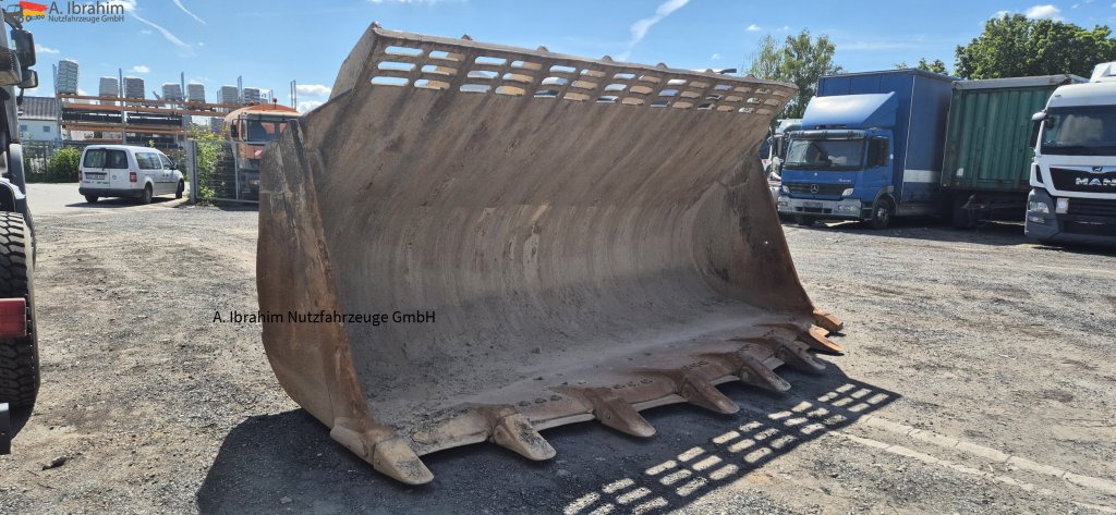 CAT 990 Zustand gut, Video vorhanden ohne Ketten!!, fertig zur Verladung - Cargadora de ruedas: foto 4 CAT 990 Zustand gut, Video vorhanden ohne Ketten!!, fertig zur Verladung - Cargadora de ruedas: foto 4