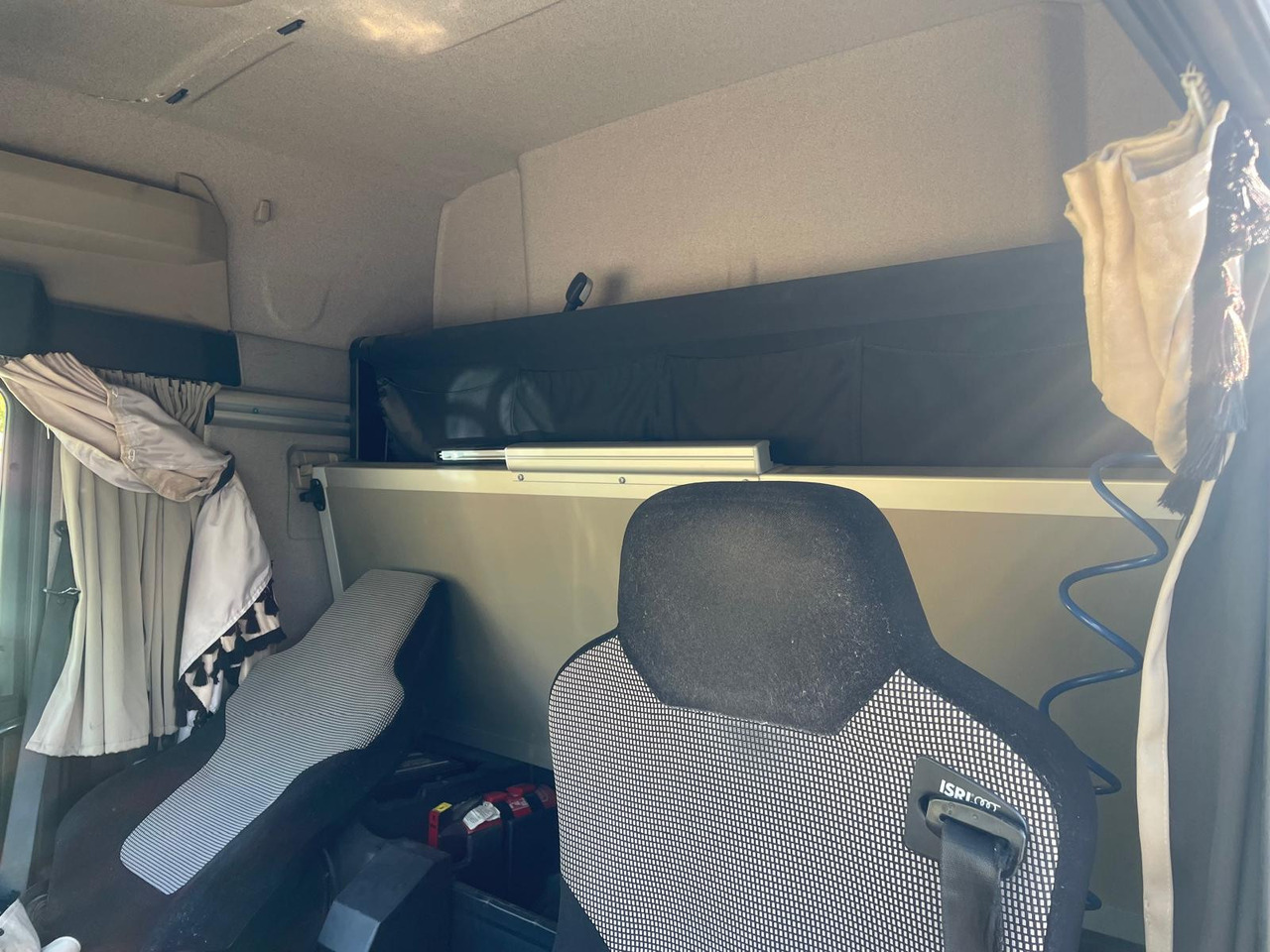 MAN TGS 18.420 Kipphydraulik | Blatt Luft | Nebenantrieb | Efficient Line | Euro 6 | Tüv 05 2026 - Cabeza tractora: foto 3 MAN TGS 18.420 Kipphydraulik | Blatt Luft | Nebenantrieb | Efficient Line | Euro 6 | Tüv 05 2026 - Cabeza tractora: foto 3