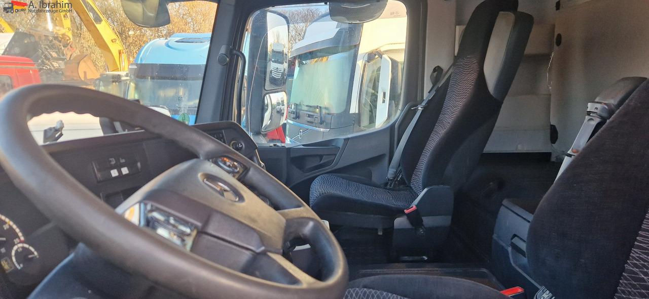 Mercedes-Benz 2643 6x4, Blatt Luft, scheckheft Mercedes , Kipphydraulik - Cabeza tractora: foto 2 Mercedes-Benz 2643 6x4, Blatt Luft, scheckheft Mercedes , Kipphydraulik - Cabeza tractora: foto 2