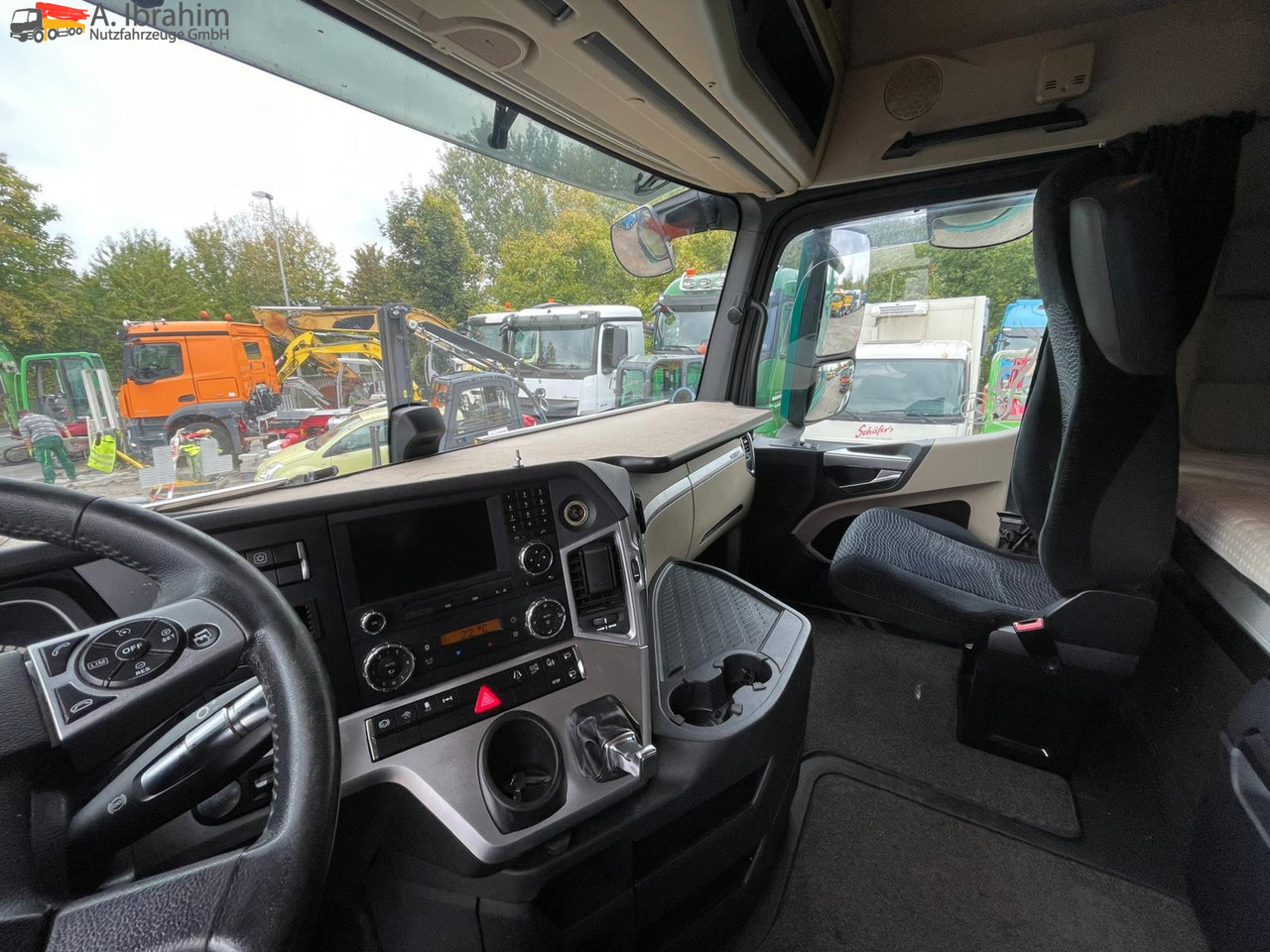 Mercedes-Benz Actros 1845 Kipphydraulik | Megaspace | Retarder | Kühlschrank | Klima - Cabeza tractora: foto 3 Mercedes-Benz Actros 1845 Kipphydraulik | Megaspace | Retarder | Kühlschrank | Klima - Cabeza tractora: foto 3