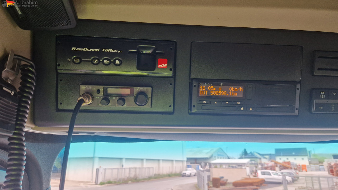 Mercedes-Benz DB 1843 Retarder Kipphydraulik Actros, sehr sauber, Alufelgen - Cabeza tractora: foto 3 Mercedes-Benz DB 1843 Retarder Kipphydraulik Actros, sehr sauber, Alufelgen - Cabeza tractora: foto 3