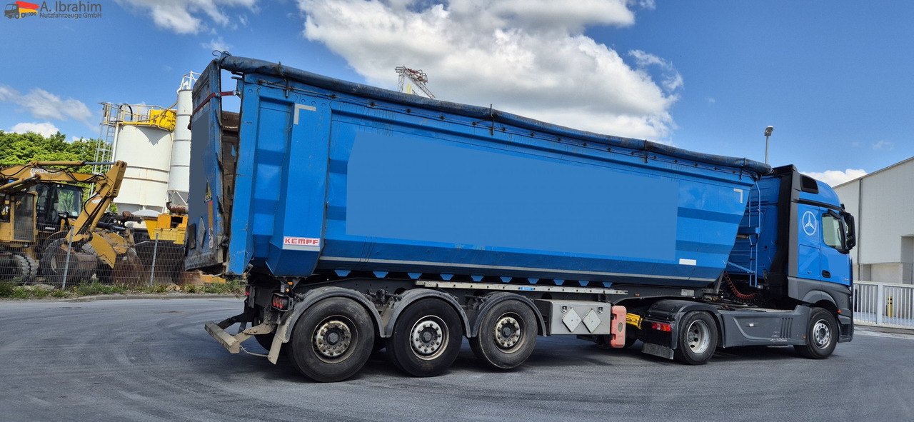 Kempf SKM 35/3 Leichter Schaden am Heck voll fahrbereit. - Semirremolque volquete: foto 4 Kempf SKM 35/3 Leichter Schaden am Heck voll fahrbereit. - Semirremolque volquete: foto 4