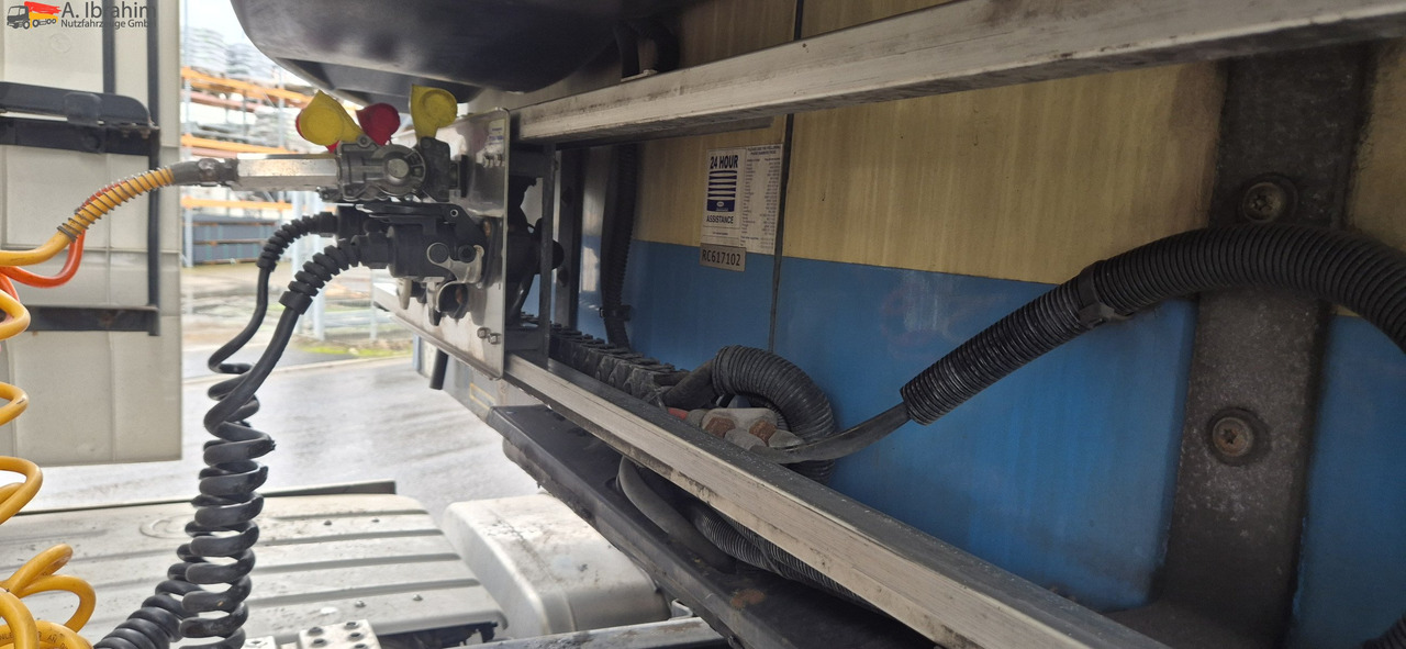 Krone SDR27 Carrier Vector 1950 -30°C | Lift-Achse | Scheibenbremse - Semirremolque frigorífico: foto 2 Krone SDR27 Carrier Vector 1950 -30°C | Lift-Achse | Scheibenbremse - Semirremolque frigorífico: foto 2