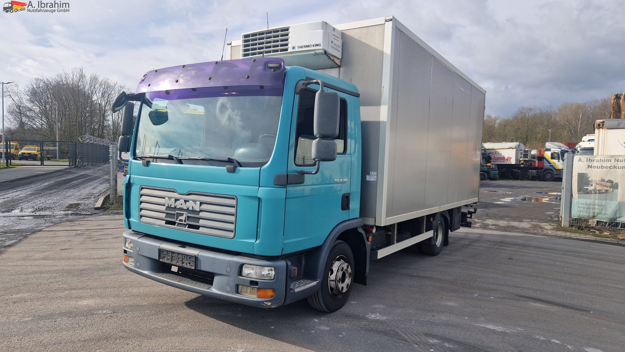 MAN 8.180 Thermokingkühlung - 30 ° voll fahrbereit - Camión frigorífico: foto 1 MAN 8.180 Thermokingkühlung - 30 ° voll fahrbereit - Camión frigorífico: foto 1