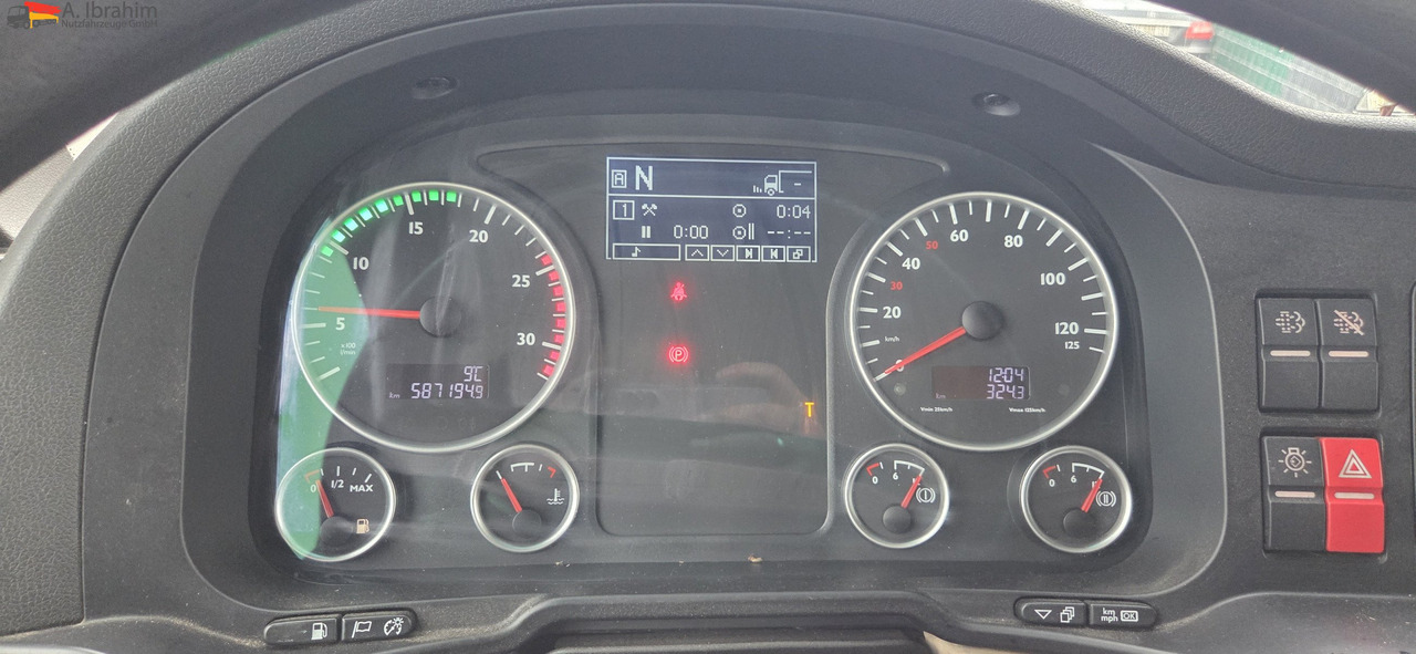 MAN TGX 26.460 BDF | 6x2 | Liftachse Retarder | 2xVorhanden | klima - Camión portacontenedore/ Intercambiable: foto 2 MAN TGX 26.460 BDF | 6x2 | Liftachse Retarder | 2xVorhanden | klima - Camión portacontenedore/ Intercambiable: foto 2