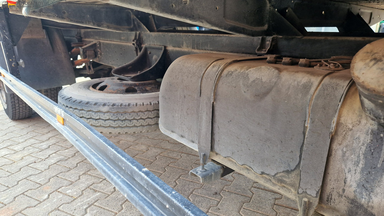 Mercedes-Benz DB 813 Pritsche Kran H- Kennzeichen,Oldtimer ein Stück Geschichte - Furgoneta caja abierta: foto 4 Mercedes-Benz DB 813 Pritsche Kran H- Kennzeichen,Oldtimer ein Stück Geschichte - Furgoneta caja abierta: foto 4
