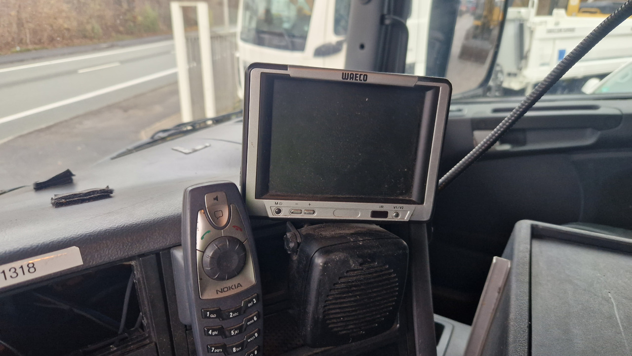 Scania P380 VDL Haken Lenk-Liftachse - Camión multibasculante: foto 3 Scania P380 VDL Haken Lenk-Liftachse - Camión multibasculante: foto 3