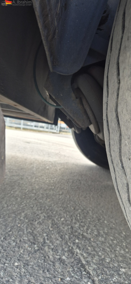 Schmitz SKO24 TK SL 200 | -30°C | Lift-Achse | Scheibenbremse - Semirremolque frigorífico: foto 5 Schmitz SKO24 TK SL 200 | -30°C | Lift-Achse | Scheibenbremse - Semirremolque frigorífico: foto 5