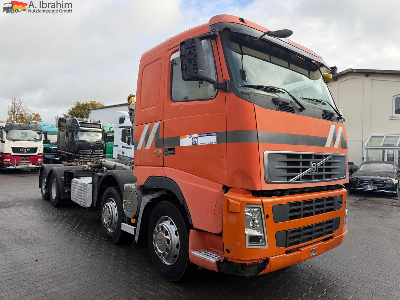 Volvo FH12-420 8x2 Fahrzeugpapiere Schweiz - Camión multibasculante: foto 1 Volvo FH12-420 8x2 Fahrzeugpapiere Schweiz - Camión multibasculante: foto 1