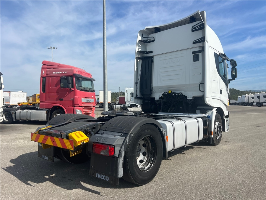 Iveco AS440S46T/P - Cabeza tractora: foto 4 Iveco AS440S46T/P - Cabeza tractora: foto 4
