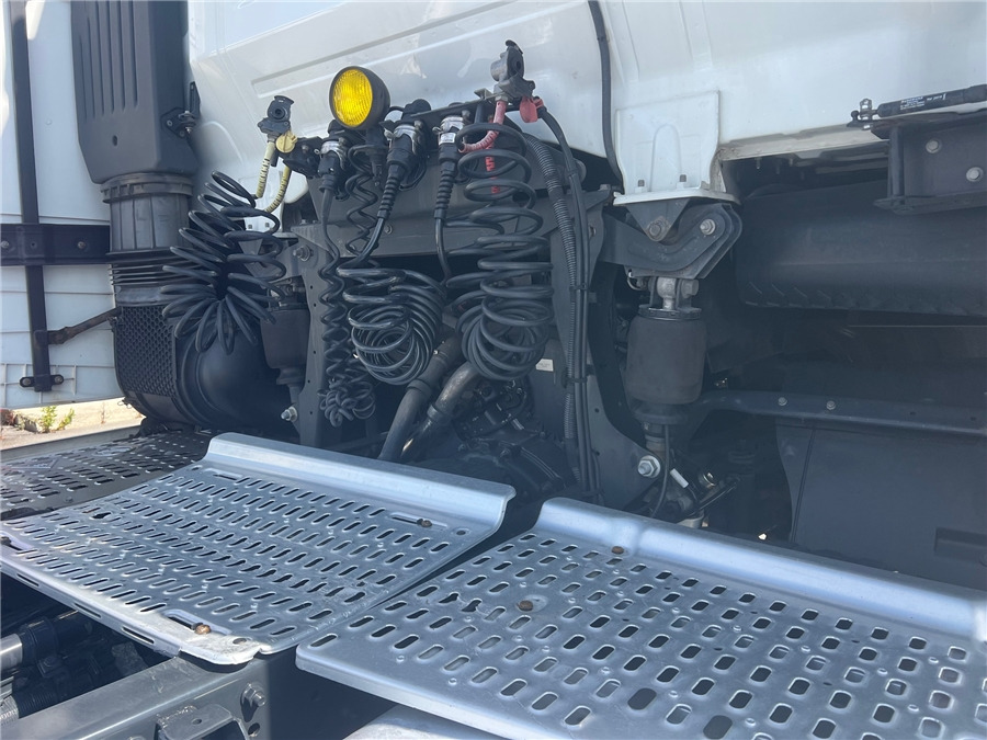 Arrendamiento de Iveco S-WAY 460 Iveco S-WAY 460: foto 12