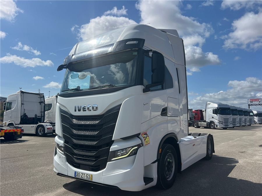 Iveco S-WAY 460 - Cabeza tractora: foto 1 Iveco S-WAY 460 - Cabeza tractora: foto 1