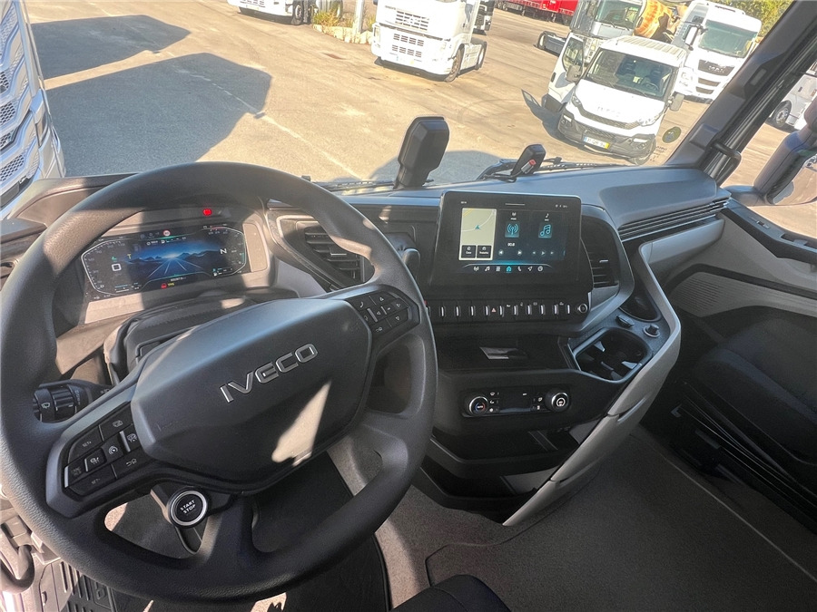 Cabeza tractora Iveco S-WAY 500: foto 19