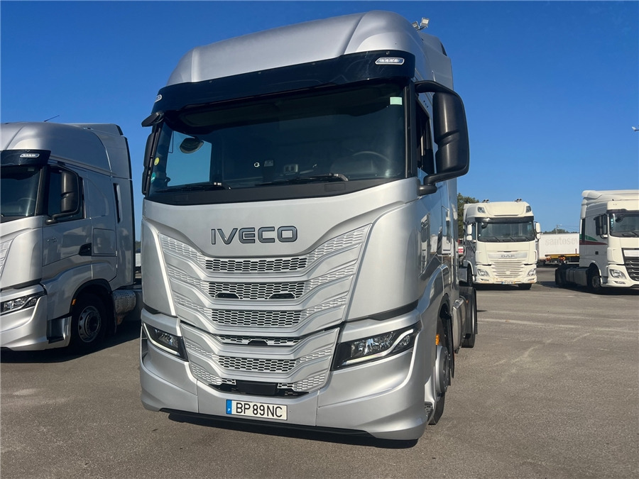 Iveco S-WAY 500 - Cabeza tractora: foto 2 Iveco S-WAY 500 - Cabeza tractora: foto 2