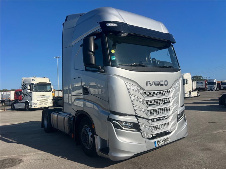 Iveco S-WAY 500 - Cabeza tractora: foto 3 Iveco S-WAY 500 - Cabeza tractora: foto 3