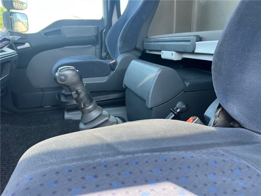 Cabeza tractora MAN TGA 18.430: foto 14