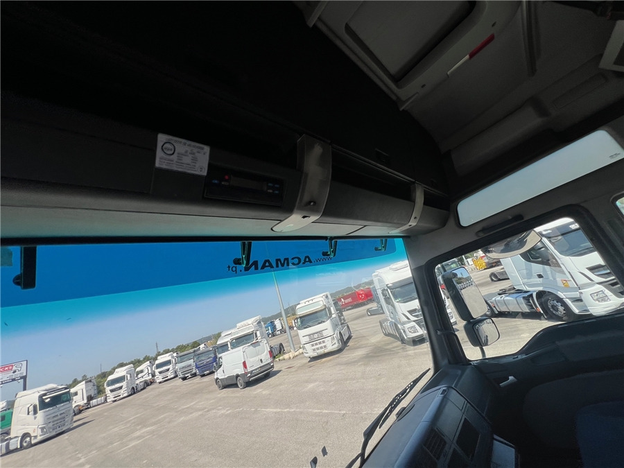 Cabeza tractora MAN TGA 18.430: foto 16