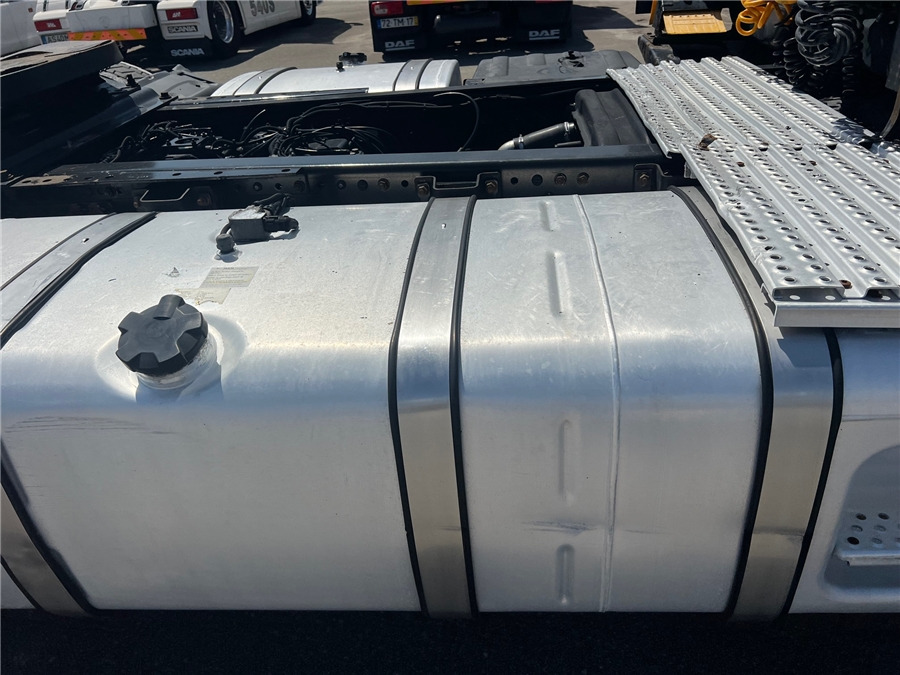 Cabeza tractora MAN TGA 18.430: foto 9