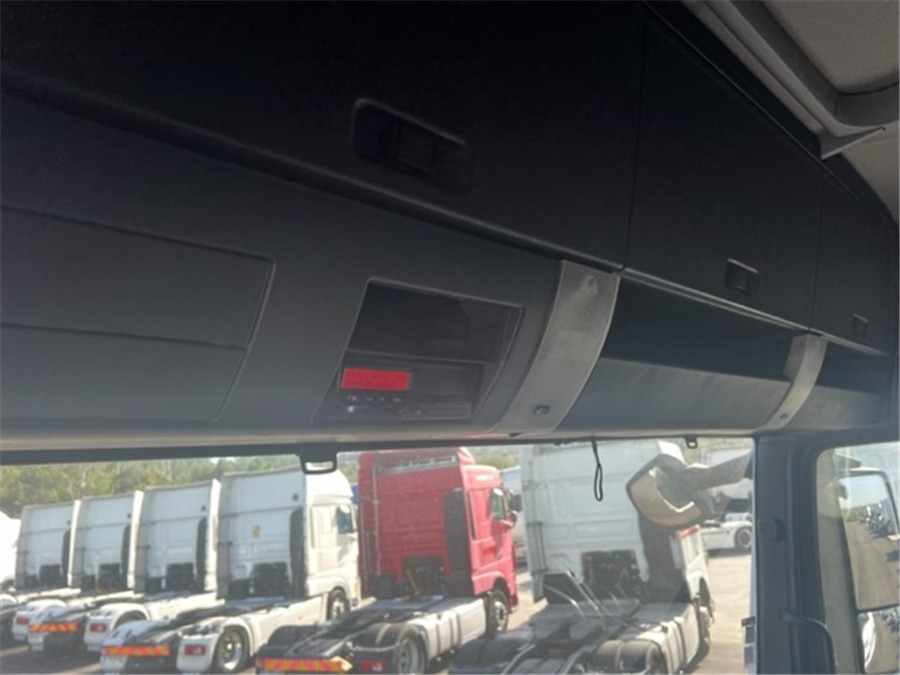 Cabeza tractora MAN TGX 18.480/RETARDER/: foto 9