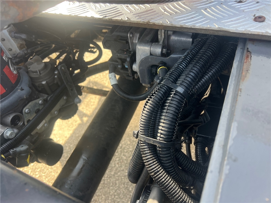 Cabeza tractora Renault C 460: foto 8