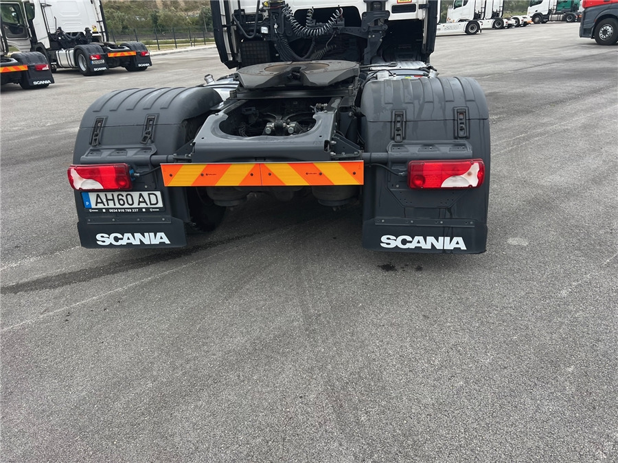 Arrendamiento de Scania R450 Scania R450: foto 10