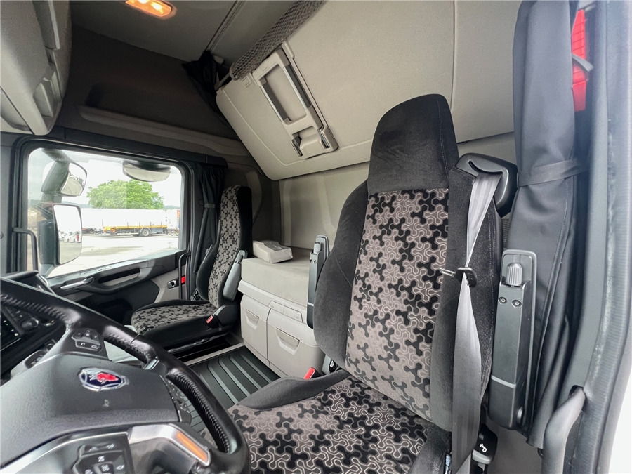 Arrendamiento de Scania R450 Scania R450: foto 14