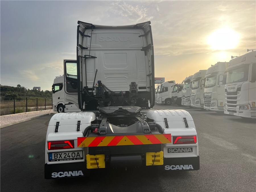 Scania S590 V8 / FULL AIR - Cabeza tractora: foto 5 Scania S590 V8 / FULL AIR - Cabeza tractora: foto 5