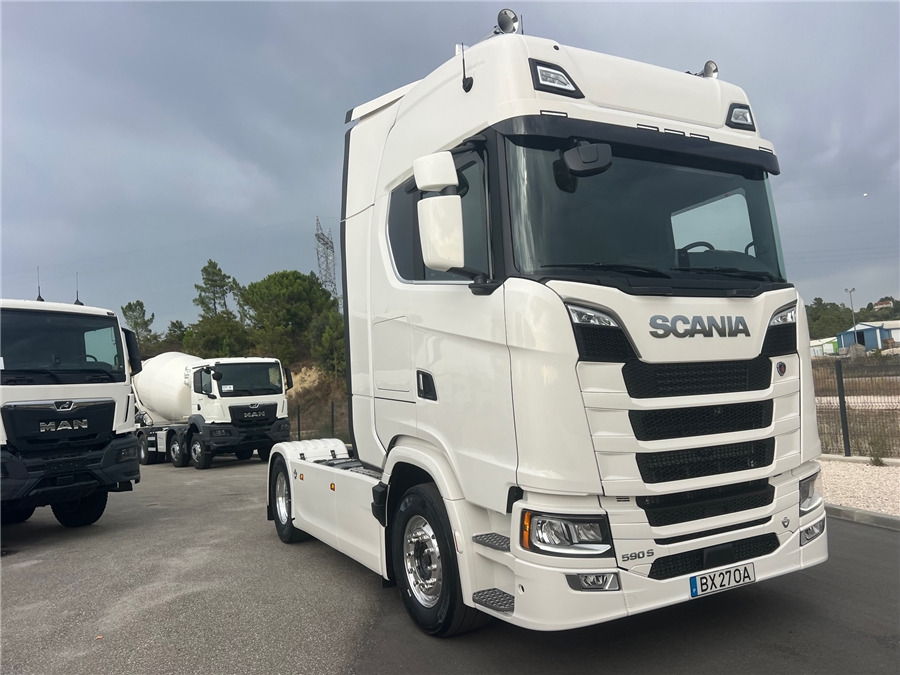 Scania S590 V8 / FULL AIR - Cabeza tractora: foto 1 Scania S590 V8 / FULL AIR - Cabeza tractora: foto 1