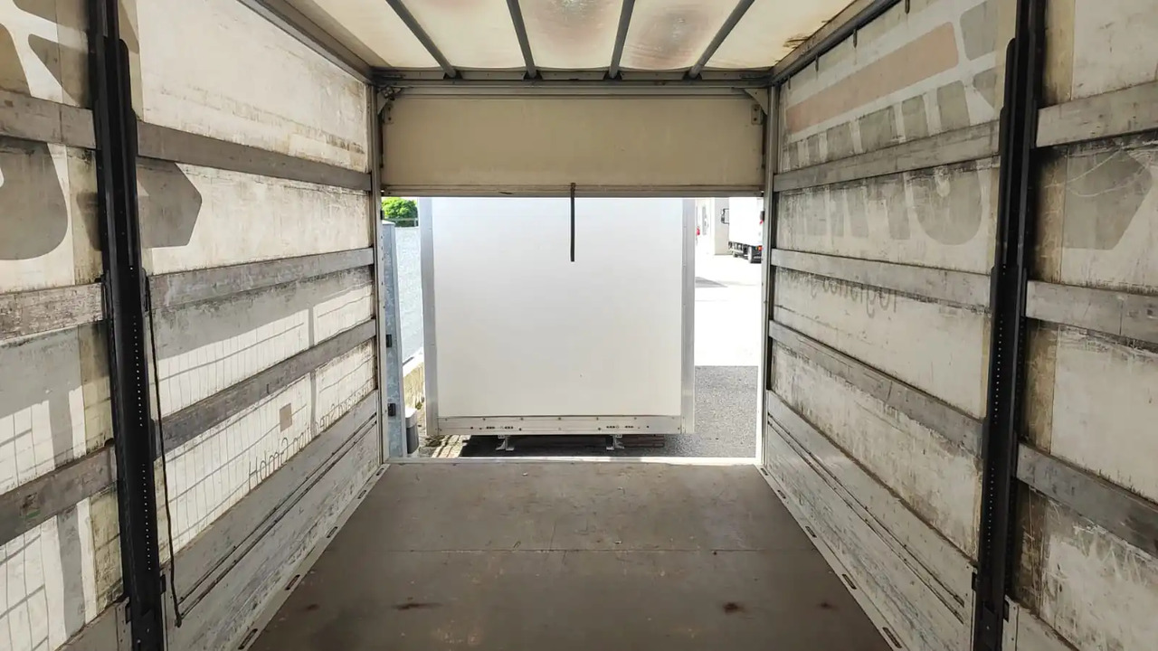 CENTINA ALLESTIMENTO A TERRA USATO - Toldo carrocería: foto 3 CENTINA ALLESTIMENTO A TERRA USATO - Toldo carrocería: foto 3