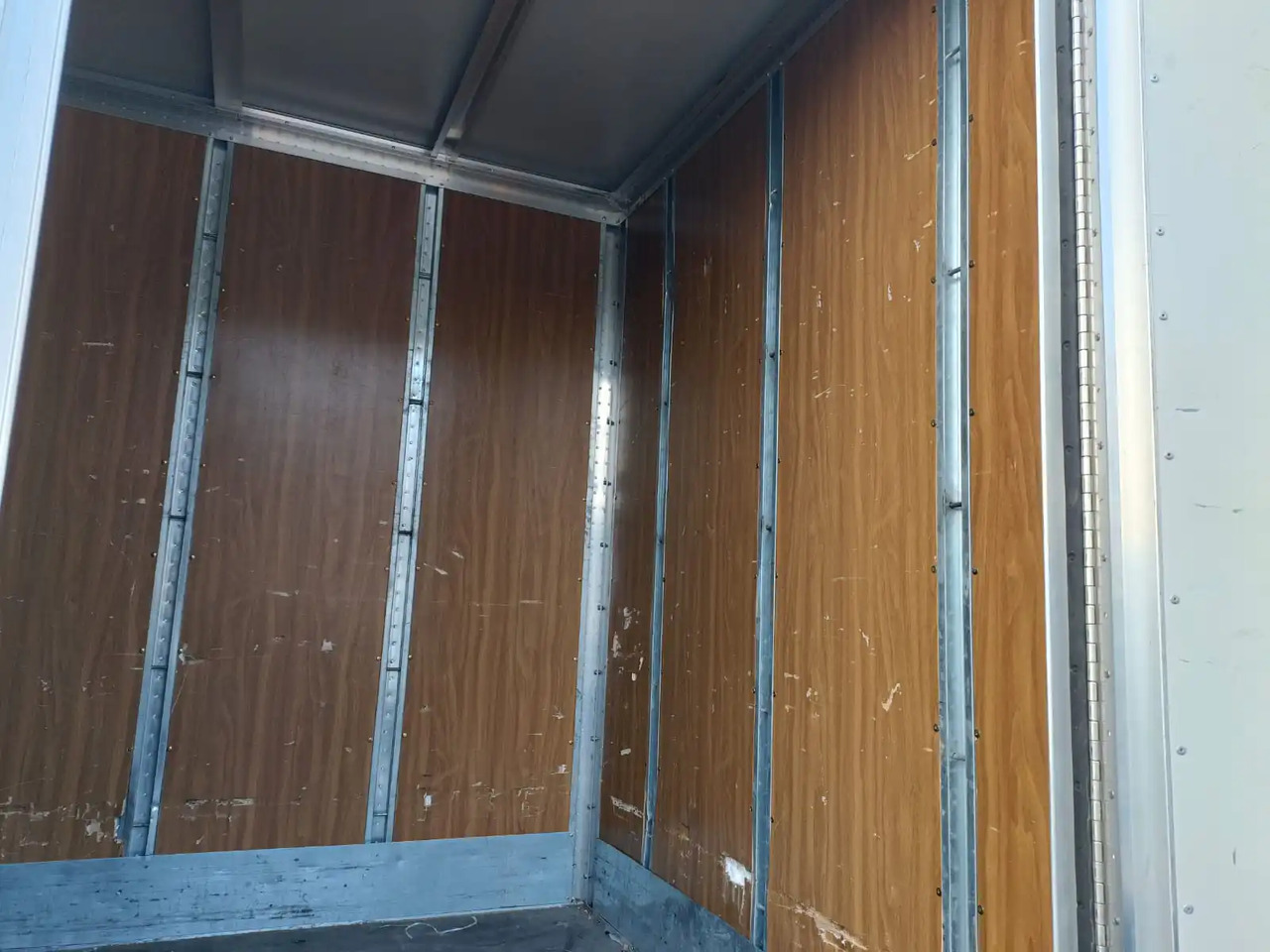 FURGONATO BOX - Caja cerrada: foto 5 FURGONATO BOX - Caja cerrada: foto 5