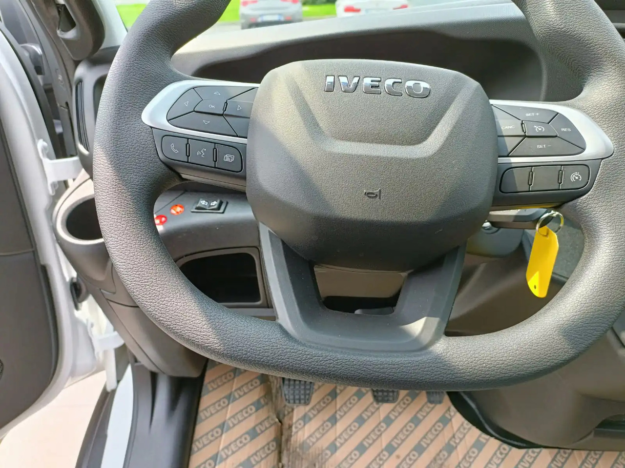 Arrendamiento de  IVECO DAILY 35C16 3000 cc KM 0 IVECO DAILY 35C16 3000 cc KM 0: foto 11