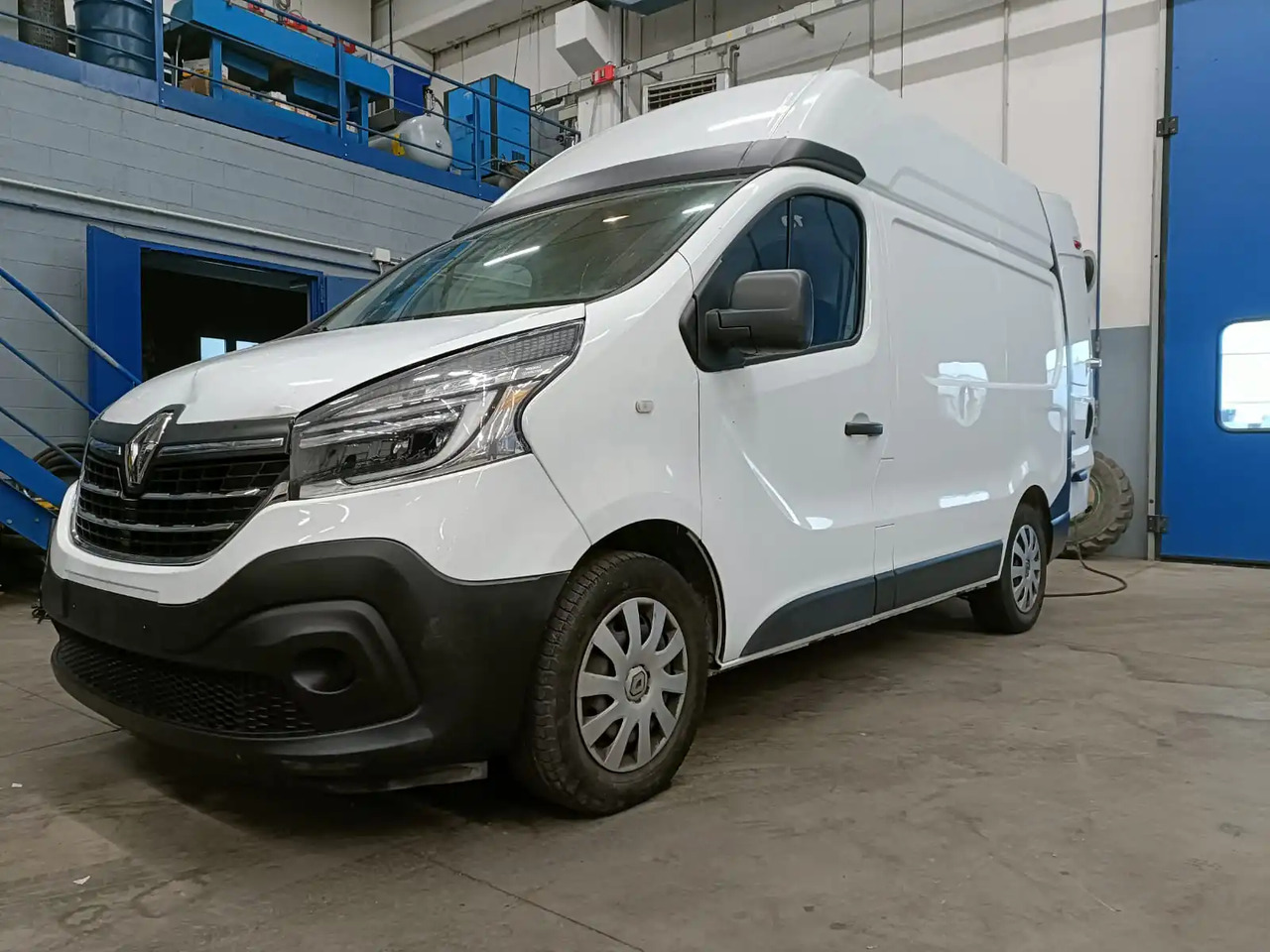 RENAULT TRAFIC 1200 L1H2 - Furgón: foto 1 RENAULT TRAFIC 1200 L1H2 - Furgón: foto 1