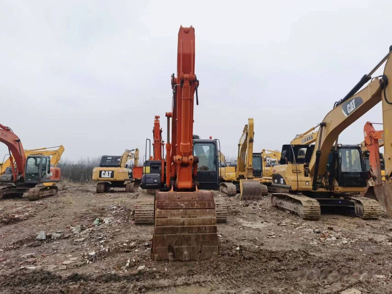 Excavadora de cadenas Hitachi ZX250: foto 6