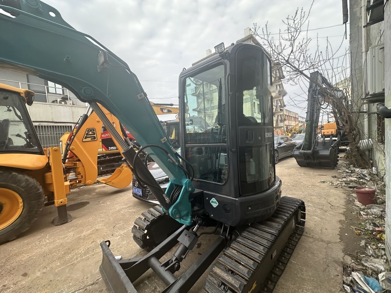 Kobelco SK35SR-5 - Miniexcavadora: foto 3 Kobelco SK35SR-5 - Miniexcavadora: foto 3