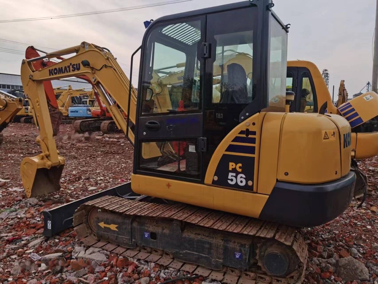 Komatsu PC56 - Miniexcavadora: foto 1 Komatsu PC56 - Miniexcavadora: foto 1