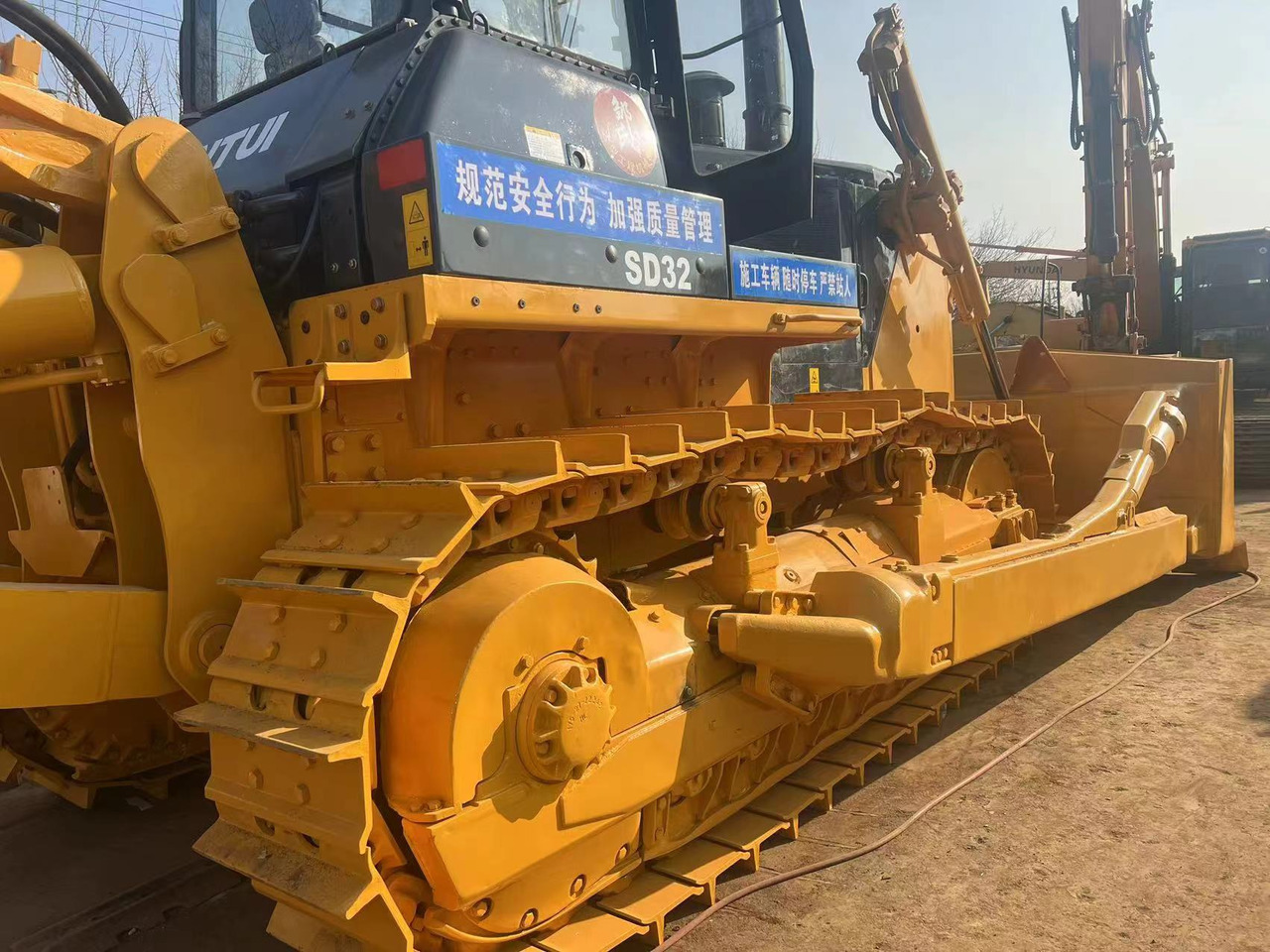 Shantui SD32 - Bulldozer: foto 5 Shantui SD32 - Bulldozer: foto 5