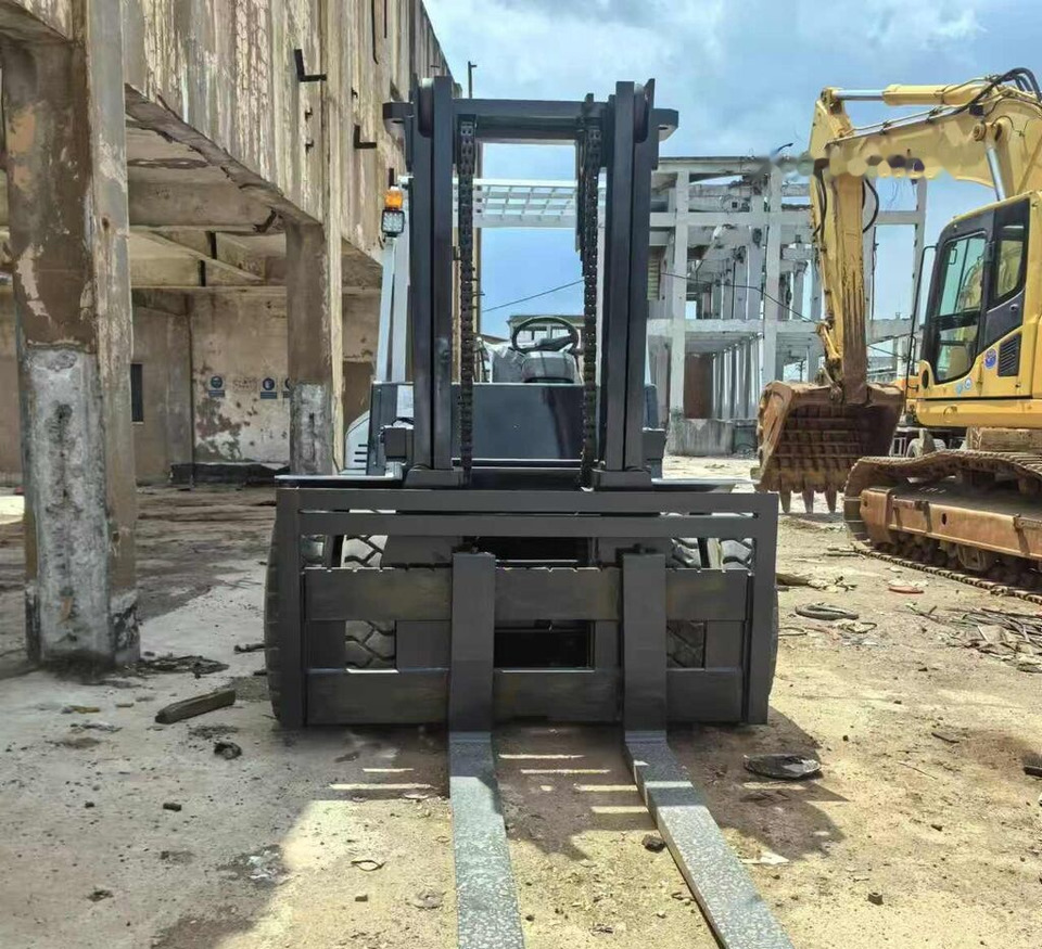 Carretilla elevadora diésel TCM FD100: foto 7 Carretilla elevadora diésel TCM FD100: foto 7