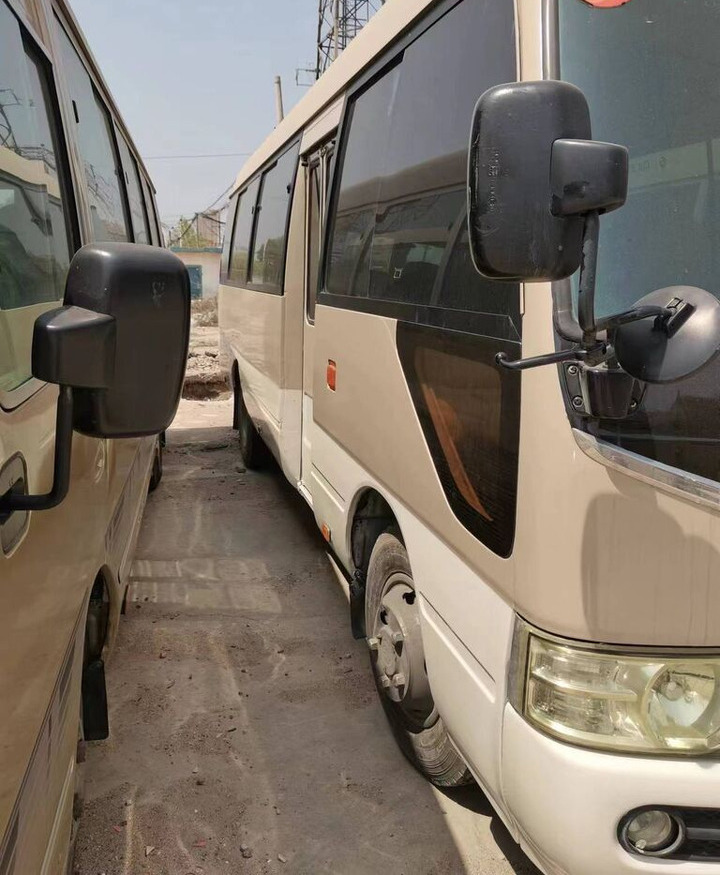 Toyota Coaster - Autobús urbano: foto 4 Toyota Coaster - Autobús urbano: foto 4
