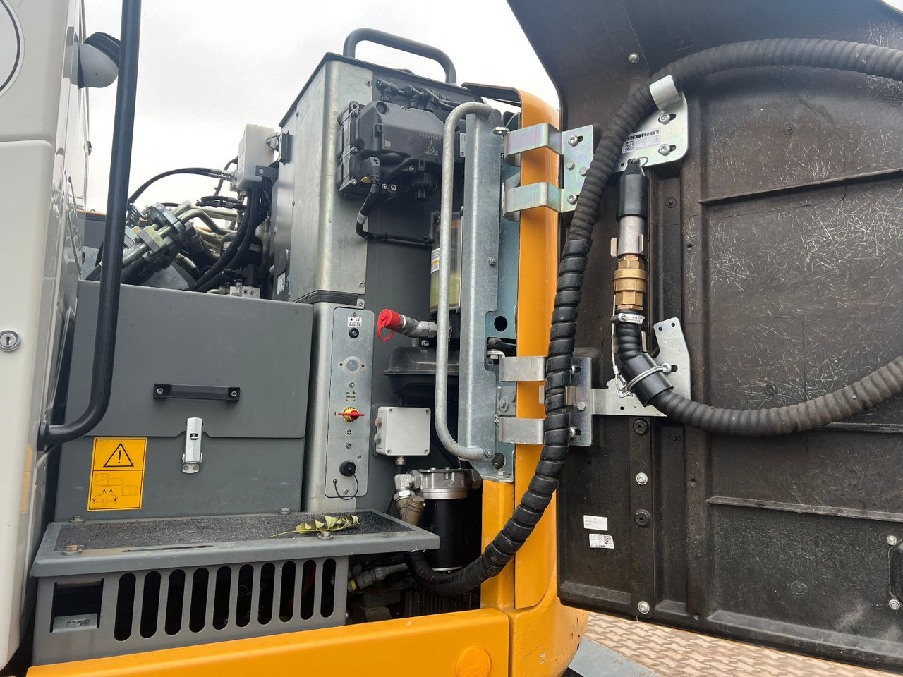 Liebherr A 913 Comp. Powertilt - Excavadora de ruedas: foto 3 Liebherr A 913 Comp. Powertilt - Excavadora de ruedas: foto 3