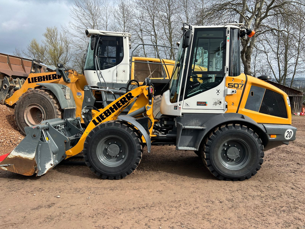 Liebherr L 507 Stereo V Likufix 2x verfügbar - Cargadora de ruedas: foto 1 Liebherr L 507 Stereo V Likufix 2x verfügbar - Cargadora de ruedas: foto 1