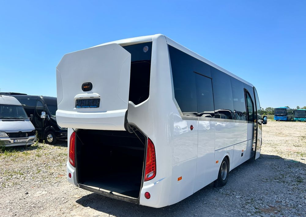Iveco Daily - Minibús, Furgoneta de pasajeros: foto 5 Iveco Daily - Minibús, Furgoneta de pasajeros: foto 5